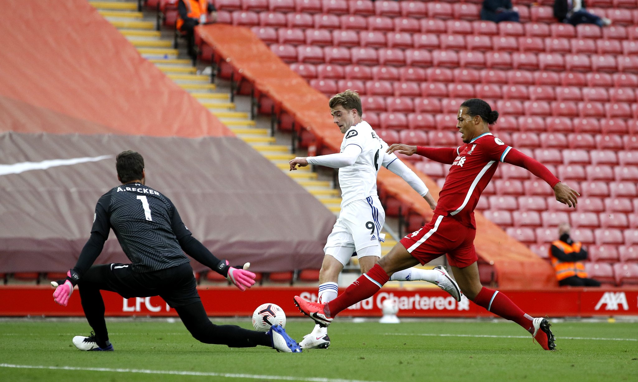 力的姿态在 力的姿态在